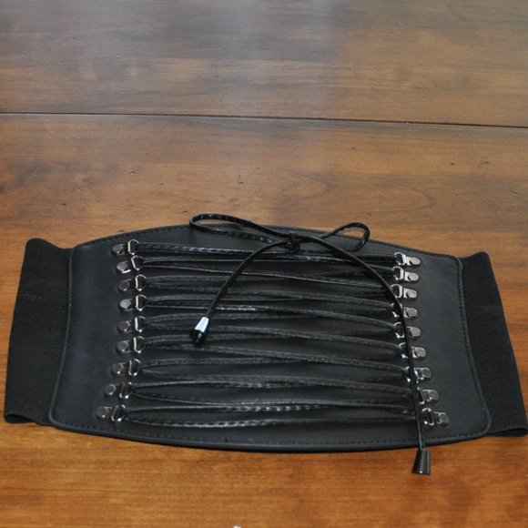 Black Lace-Up Women's Belt - Picture 4 of 5